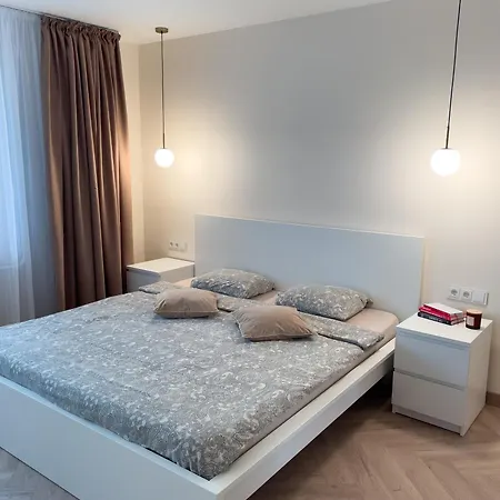 111 Apartament